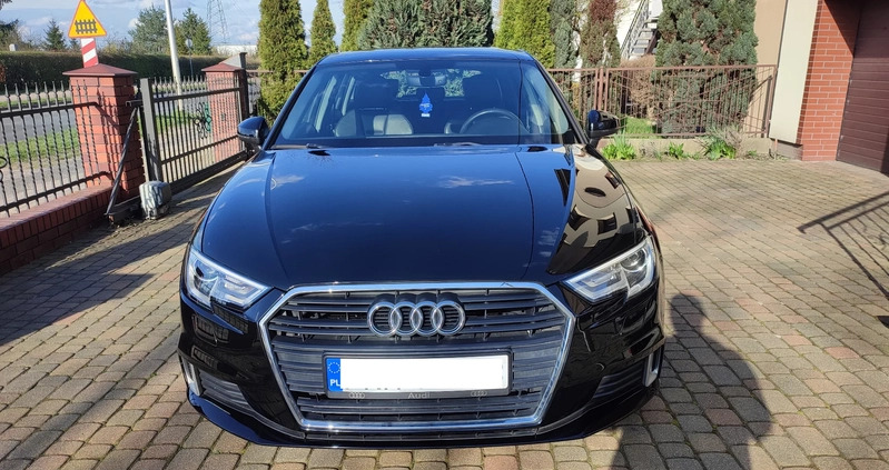 Audi A3 cena 59000 przebieg: 105500, rok produkcji 2018 z Krotoszyn małe 106